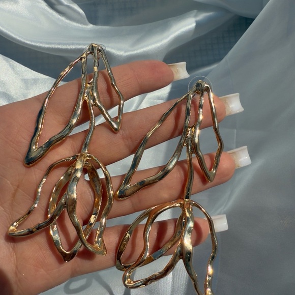 Zara Tulip Gold Drop Earrings - Picture 9 of 10